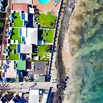 Ferienhaus Geranio House, Beachfront, Pool, Corralejo