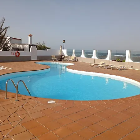 Holiday home Casa Geranio, Frente Al Mar, Piscina, Corralejo