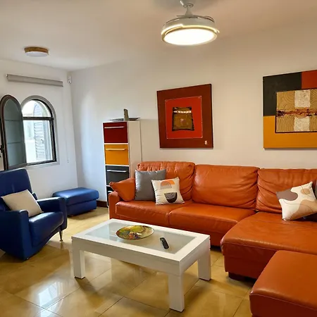 Dom wakacyjny Geranio House, Beachfront, Pool,